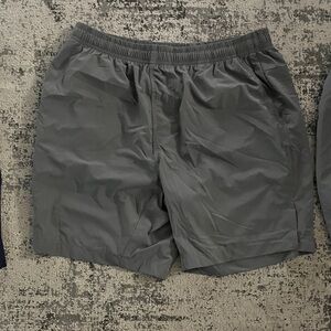 Men's Gray Shorts